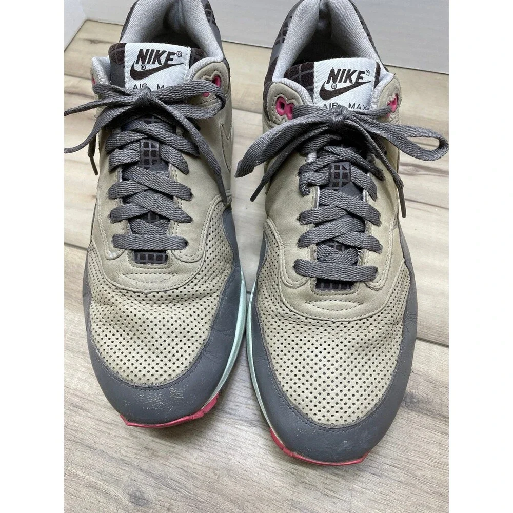 Nike air max